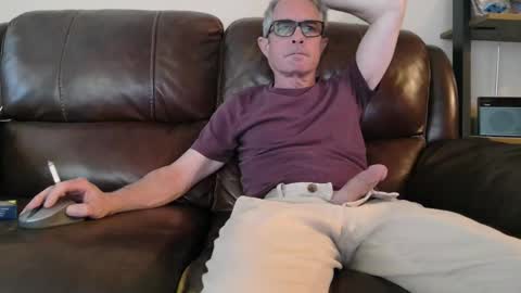Snapshot of sweetcocksean chatting on 04.19.26 sweetcocksean online show from 04.19.26
