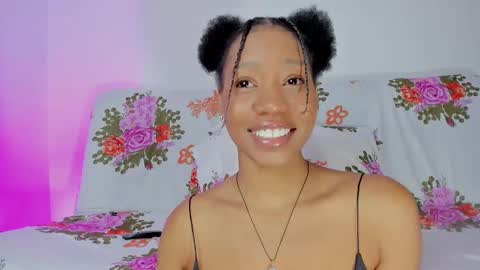 Tell me Salome  online show from 02.21.25