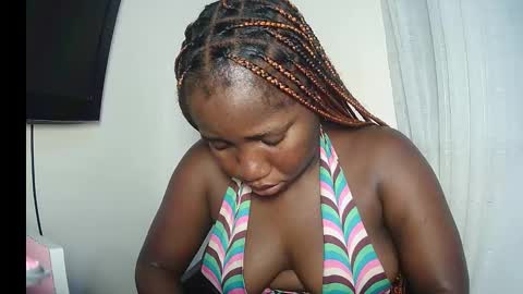 Snapshot of sweetcoochiex chatting on 09.27.25 sweetcoochiex online show from 09.27.25