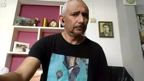 sweetcuervo independent model online show from 04.17.26