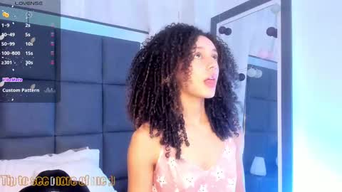 M I A online show from 10.09.25