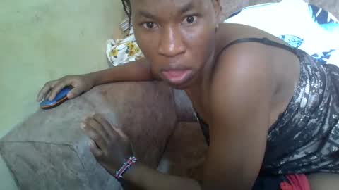 sweetdiva2012 online show from 02.25.25