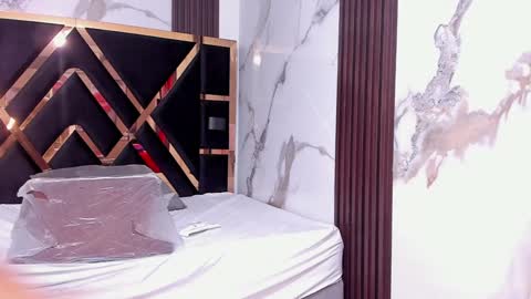 Snapshot of sweetebonny1 chatting on 12.12.24 Jimena online show from 12.12.24