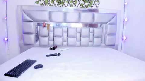 Jimena online show from 02.24.26