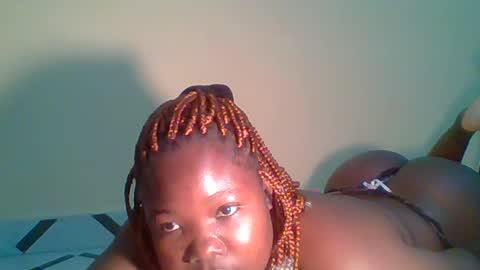 Snapshot of sweetebonygal chatting on 07.15.26 Grace online show from 07.15.26