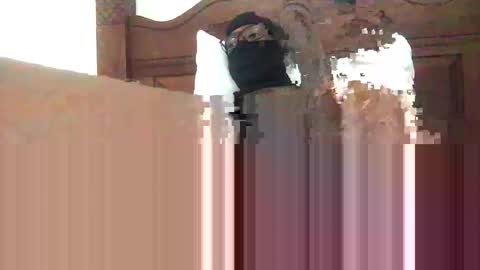 Snapshot of sweetest_dic chatting on 11.17.25 Sweetest Dic online show from 11.17.25