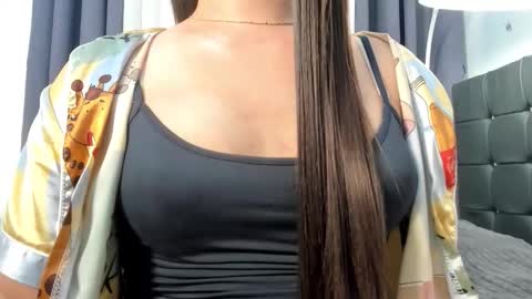 sweetest_one4 online show from 11.25.25