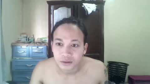 Snapshot of sweeteverdeen chatting on 11.10.25 sweetkatniss online show from 11.10.25