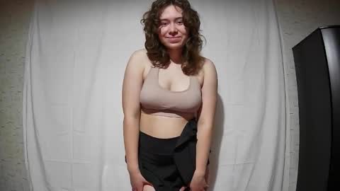 sweetfaina online show from 11.25.25