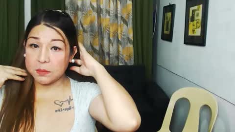 Snapshot of sweetflavor4uxxx chatting on 01.02.25 GoddessAira4uTS online show from 01.02.25