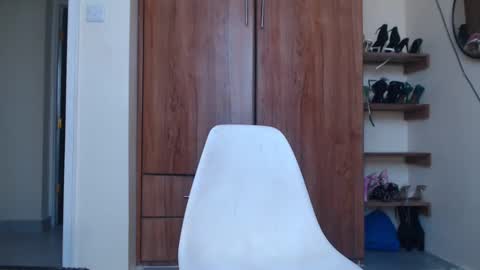 your favourite berry online show from 02.13.25