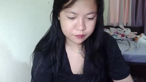 Snapshot of sweetgal_mica chatting on 05.19.26 sweetgal_mica online show from 05.19.26