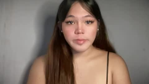 Snapshot of sweetgirl_ayesha chatting on 12.16.25 Ayesha online show from 12.16.25