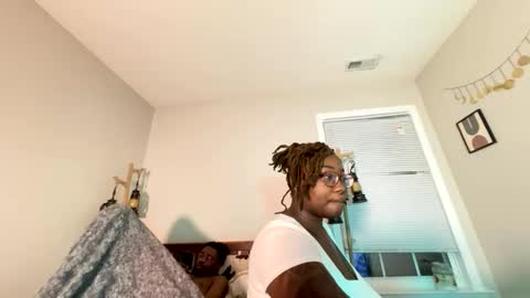 sweetgirllei online show from 11.13.25