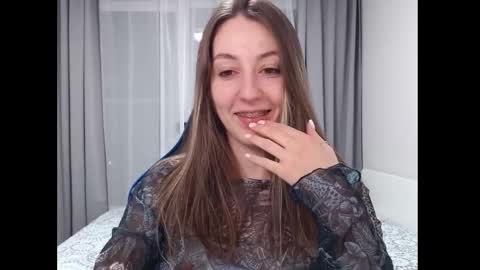 Snapshot of sweetheart_77 chatting on 01.18.25 Emma online show from 01.18.25