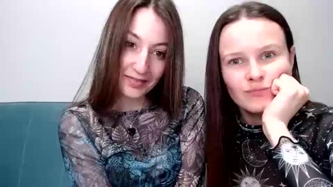 Snapshot of sweetheart_77 chatting on 01.24.25 Emma online show from 01.24.25