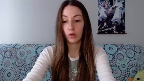 Snapshot of sweetheart_77 chatting on 09.23.25 Emma online show from 09.23.25