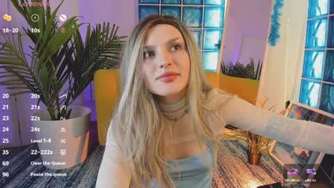 Kira online show from 12.10.24