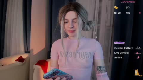 Kira online show from 12.27.24