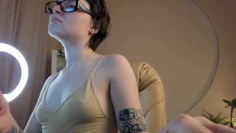 Kira online show from 02.21.25