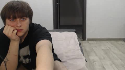 Snapshot of sweetheartcd chatting on 12.16.25 sweetheartcd online show from 12.16.25