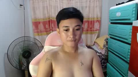 Snapshot of sweeti_marie chatting on 10.22.25 sweeti_marie online show from 10.22.25