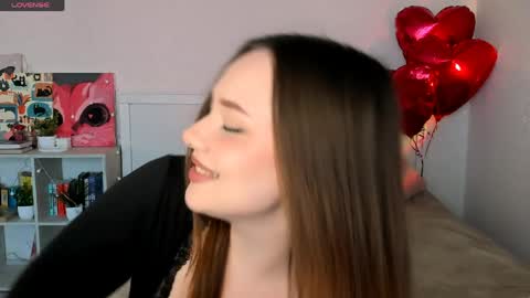 Snapshot of sweetie_candy_ chatting on 06.06.26 Hannah online show from 06.06.26