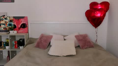 Snapshot of sweetie_candy_ chatting on 06.24.26 Hannah online show from 06.24.26