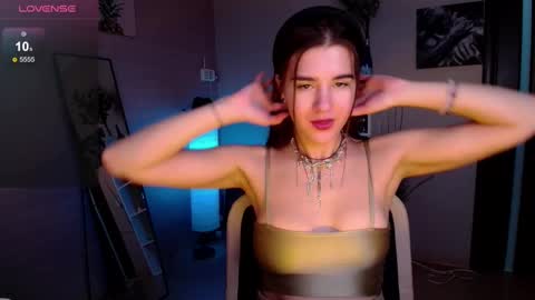 sweetie_catt online show from 02.11.25
