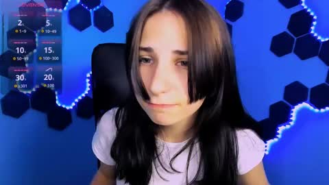 Snapshot of sweetie_chloe_ chatting on 05.11.26 Chloe online show from 05.11.26