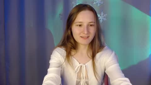 Snapshot of sweetie_lover chatting on 12.06.24 Annie online show from 12.06.24