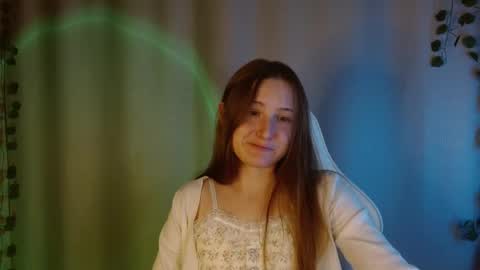 Snapshot of sweetie_lover chatting on 10.02.25 Annie online show from 10.02.25