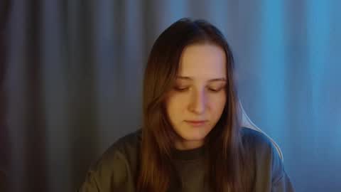 Annie online show from 02.01.26