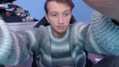 Snapshot of sweetiecatalin chatting on 12.01.25 CAT online show from 12.01.25