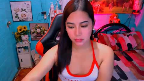 Snapshot of sweetienicole chatting on 12.14.24 Nicole online show from 12.14.24