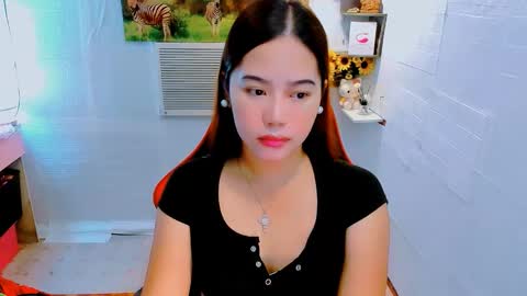 Snapshot of sweetienicole chatting on 10.05.25 Nicole online show from 10.05.25