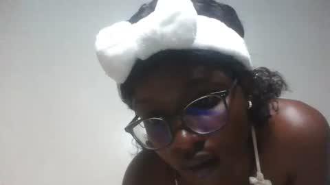 sweetivy645263 online show from 09.23.25