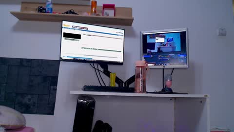 Snapshot of sweetjess022 chatting on 01.13.25 jessica online show from 01.13.25