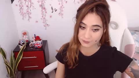 karen online show from 10.25.25