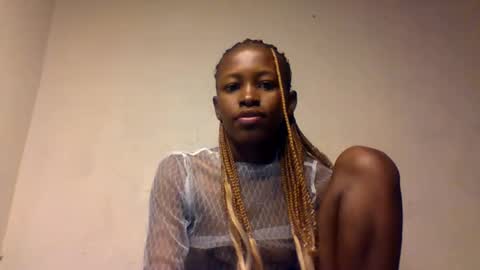 Snapshot of sweetkola1 chatting on 11.25.25 sweetkola online show from 11.25.25