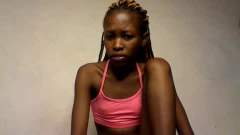 Snapshot of sweetkola1 chatting on 12.01.25 sweetkola online show from 12.01.25