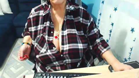 Rebeka online show from 02.16.25