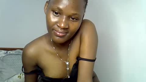 Snapshot of sweetlavie_ chatting on 04.08.26 Titi online show from 04.08.26