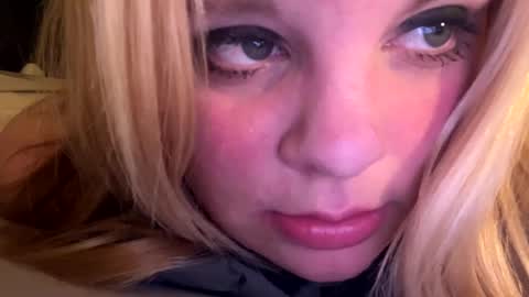 Lisa  online show from 01.07.25