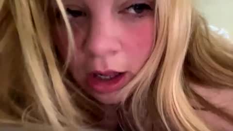 Lisa  online show from 02.21.25