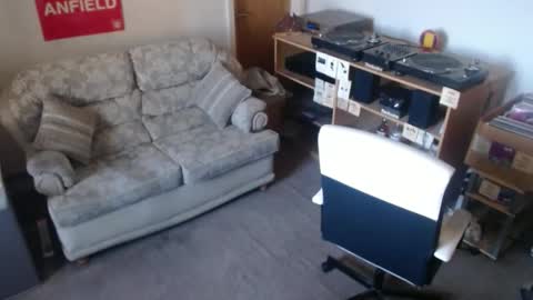 Snapshot of sweetlouise69 chatting on 02.28.25 sweetlouise69 online show from 02.28.25