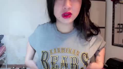 Snapshot of sweetlovepinay04 chatting on 01.05.25 Zoe online show from 01.05.25