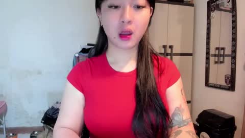 Snapshot of sweetlovepinay04 chatting on 01.09.25 Zoe online show from 01.09.25