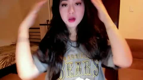 Snapshot of sweetlovepinay04 chatting on 10.20.25 Zoe online show from 10.20.25