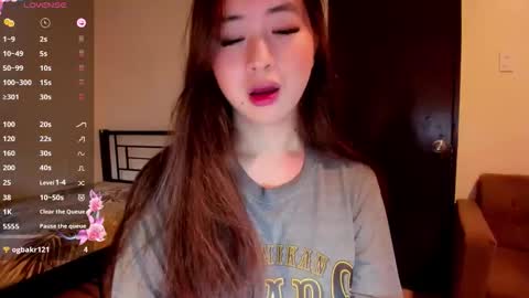 Snapshot of sweetlovepinay04 chatting on 11.16.25 Zoe online show from 11.16.25